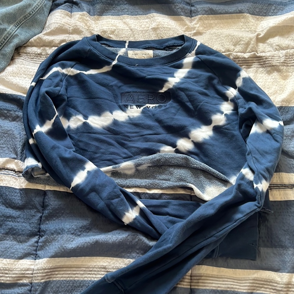 Aeropostale cropped sweatshirt